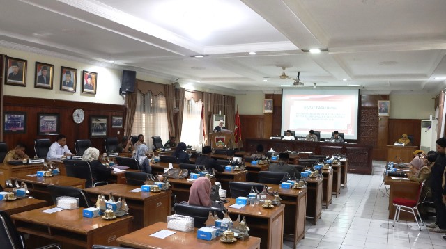 DPRD Bukitinggi bersama Pemko Teken Nota Kesepakatan Bersama Terhadap Rancangan KUA-PPAS APBD 2026