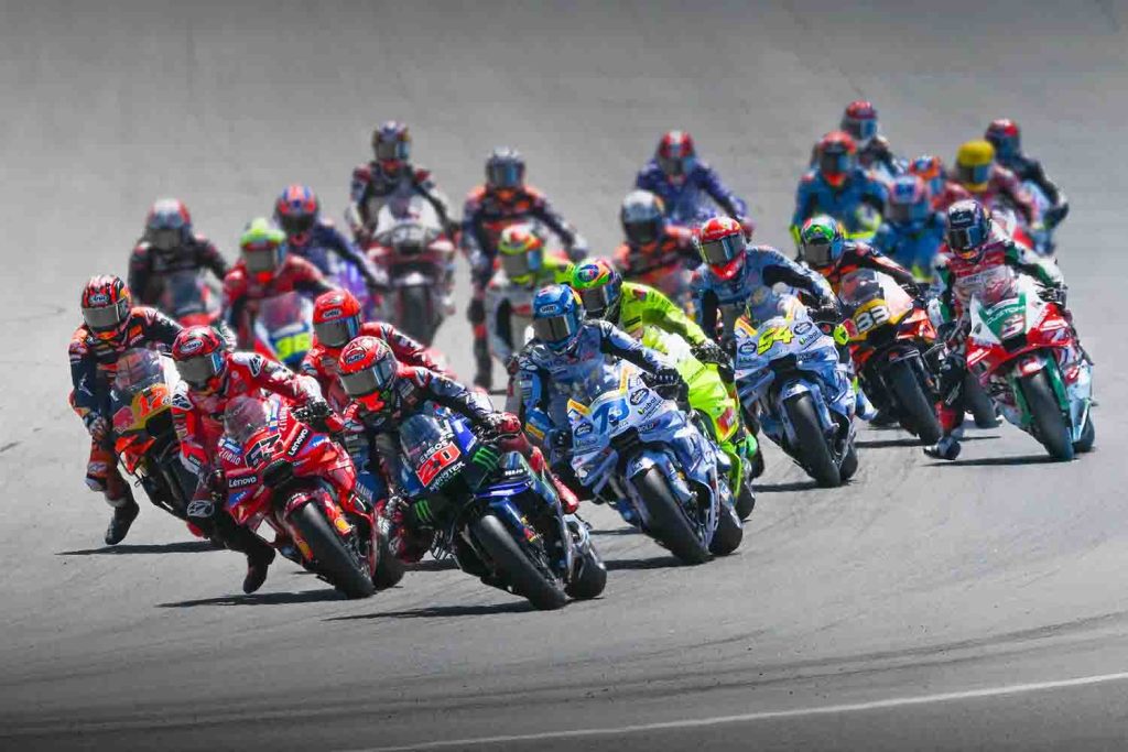 Duel Internal Aprilia Warnai Tes Valencia, Raul Fernandez Catat Waktu Terbaik