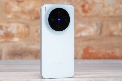 Review Vivo X300: Performa Super Cepat, Kamera Premium, dan Desain Kompak